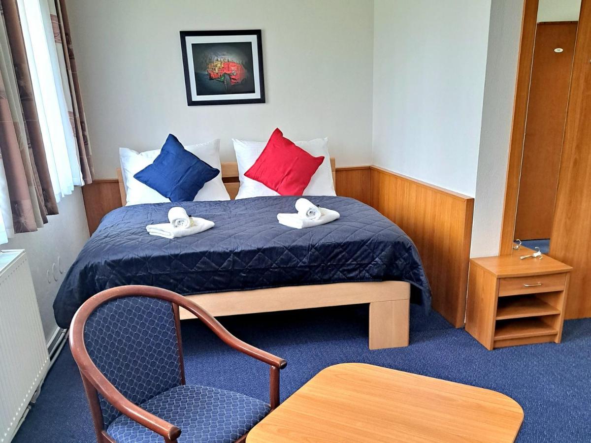 Hasicsky Hotel Pribyslav Luaran gambar