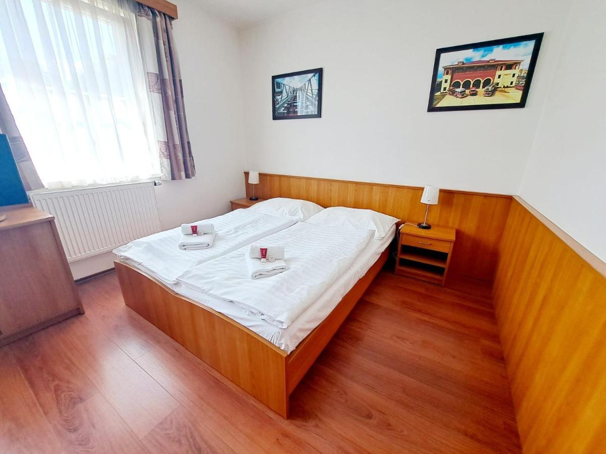 Hasicsky Hotel Pribyslav Luaran gambar